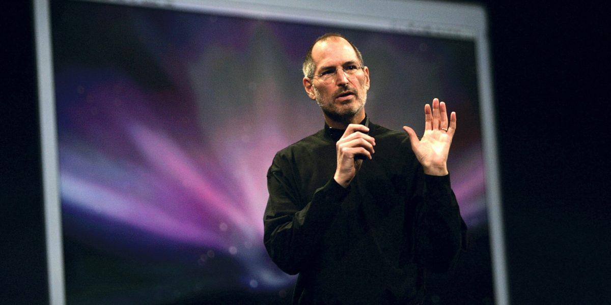 Steve Jobs didn’t take Warren Buffett’s financial advice to buy back Apple stock, and it says a lot about his leadership style | Fortune