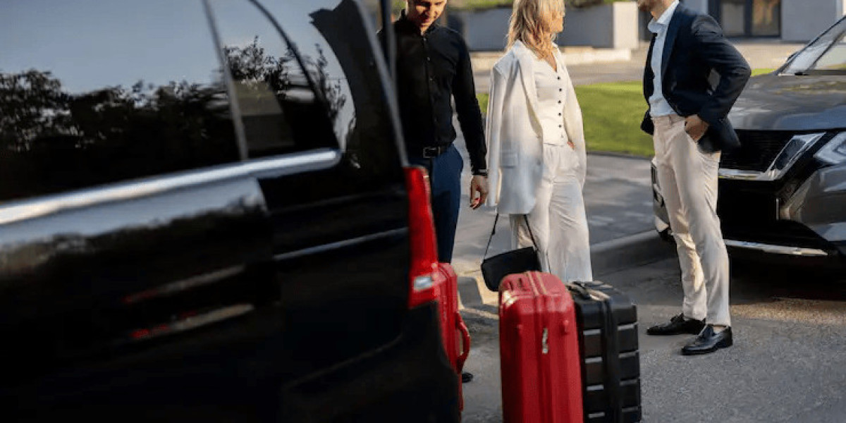 Spacious 7 Seater Taxi for Families and Group Journeys
