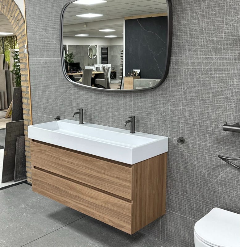 Waarom u met onze fysieke winkel in Den Bosch verzekerd bent van kwalitatieve badkamerproducten | by Sanitairlokaal | Oct, 2025 | Medium