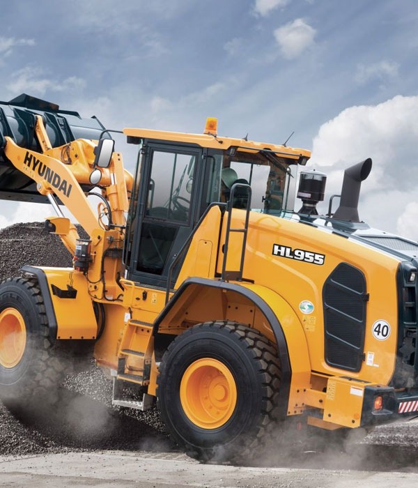 Wheel Excavator Rental Services in Dubai | Excavation machinery rental UAE